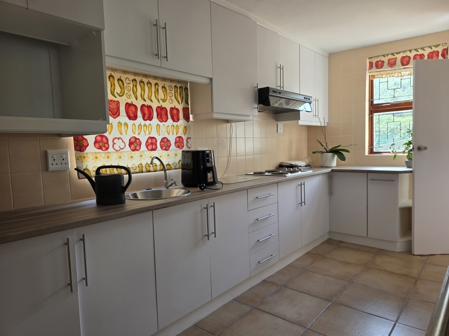 5 Bedroom Property for Sale in Bayview Western Cape